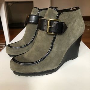 Levity Wedge Booties